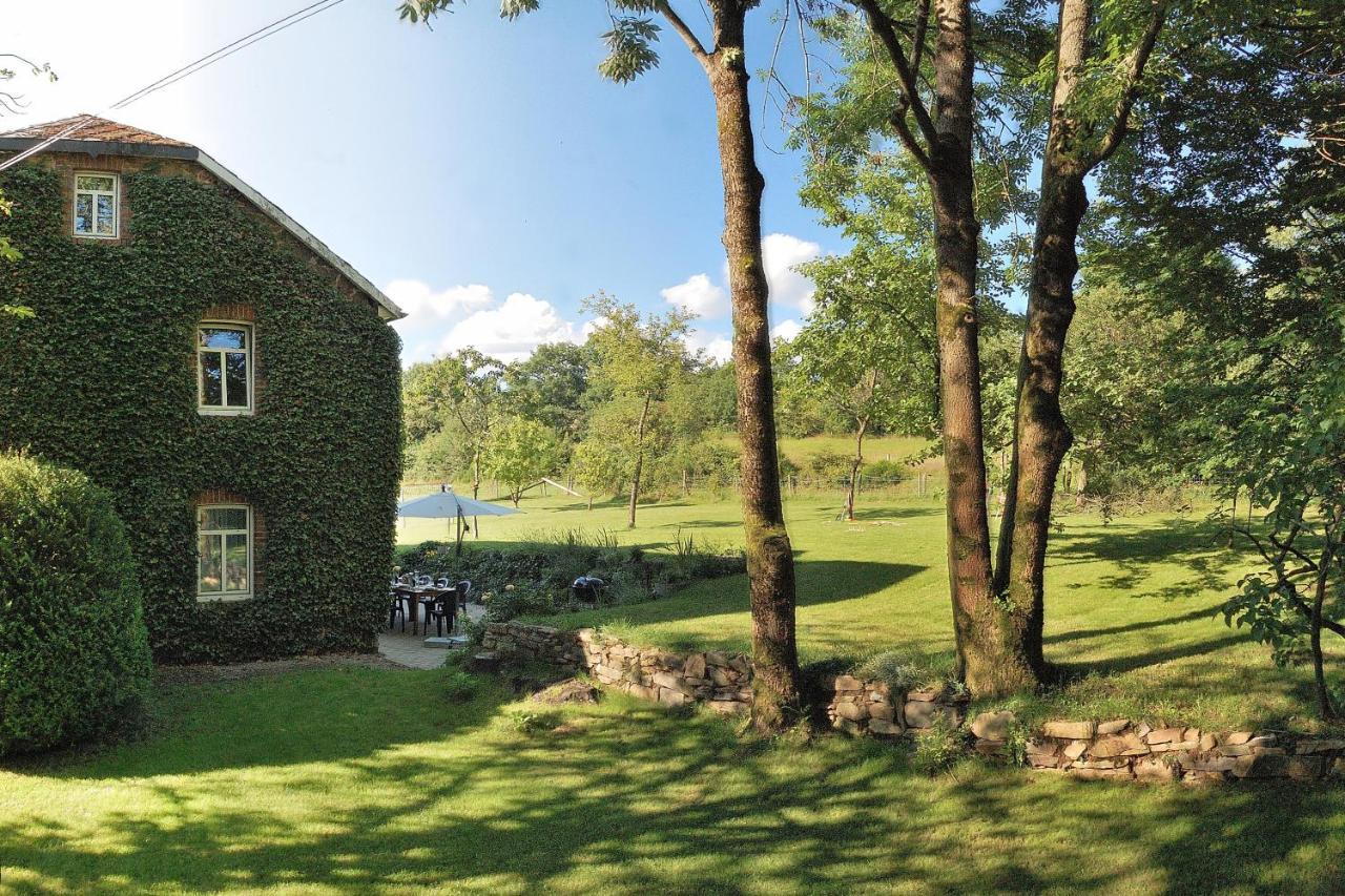 Ruhiges, Gemuetliches Ferienhaus Mit Grossem Garten ウェーム エクステリア 写真